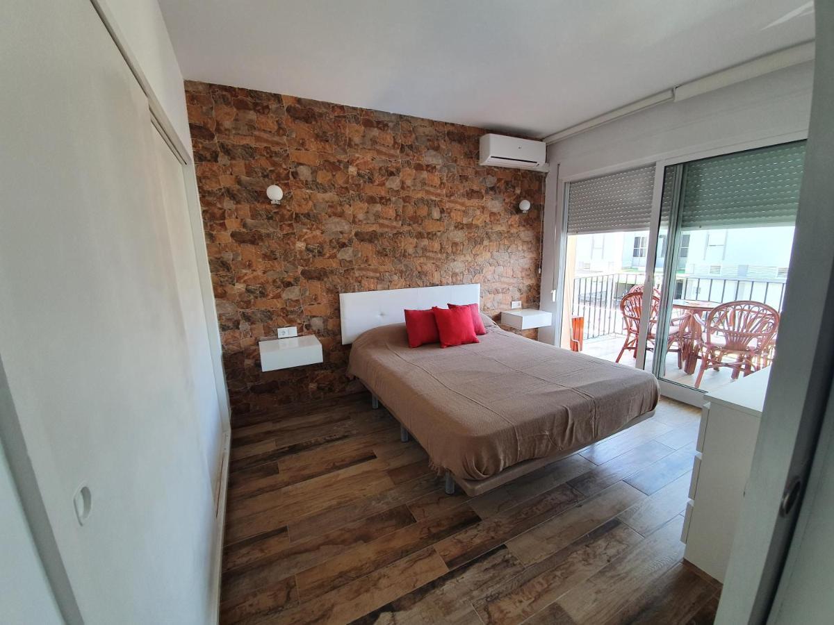 Apartamento Primera Linea De Playa Torremolinos Dış mekan fotoğraf