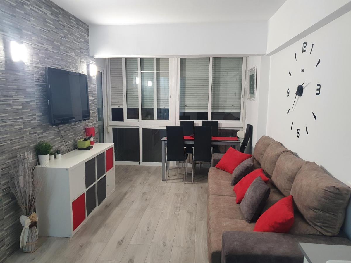 Apartamento Primera Linea De Playa Torremolinos Dış mekan fotoğraf
