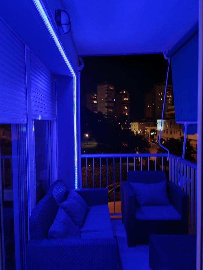 Apartamento Primera Linea De Playa Torremolinos Dış mekan fotoğraf