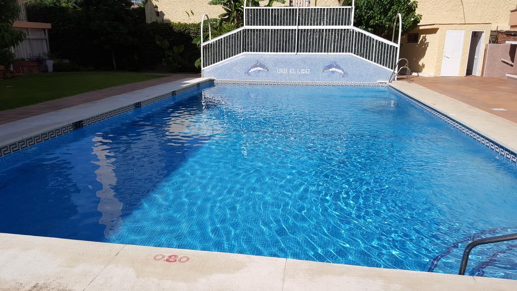 Apartamento Primera Linea De Playa Torremolinos Dış mekan fotoğraf