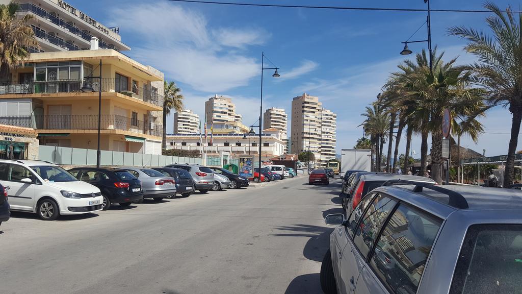 Apartamento Primera Linea De Playa Torremolinos Dış mekan fotoğraf