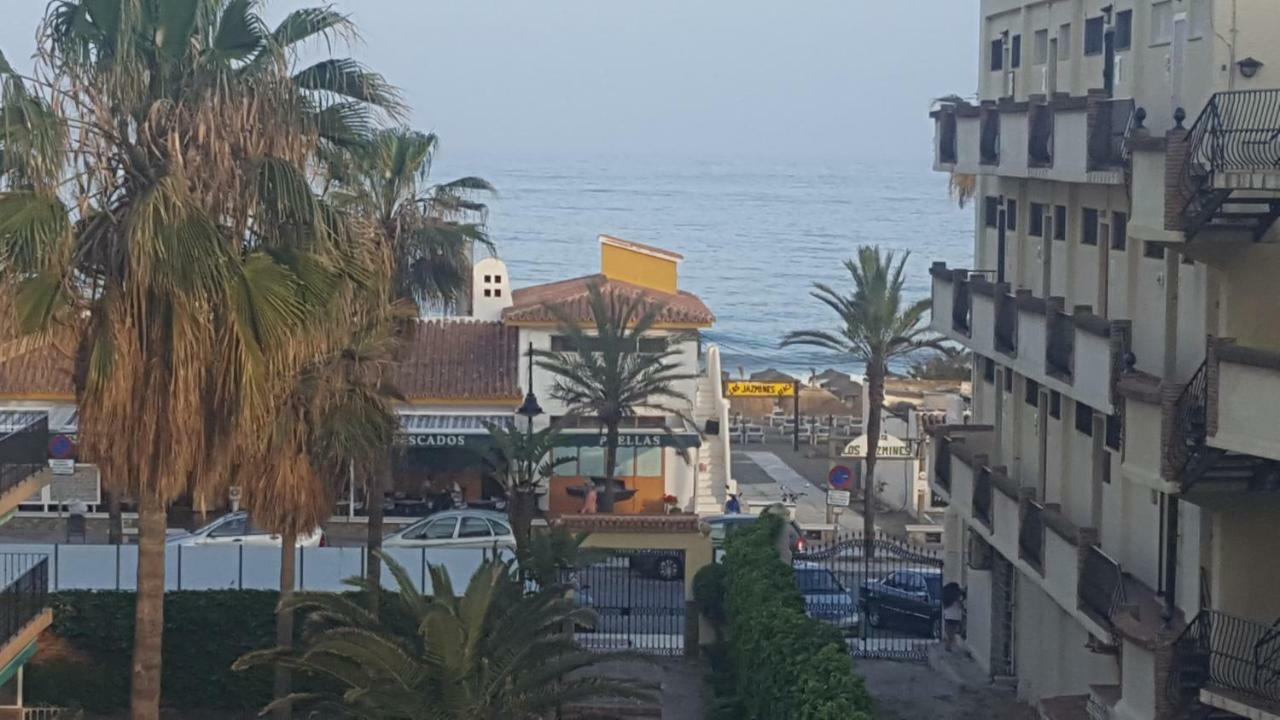Apartamento Primera Linea De Playa Torremolinos Dış mekan fotoğraf