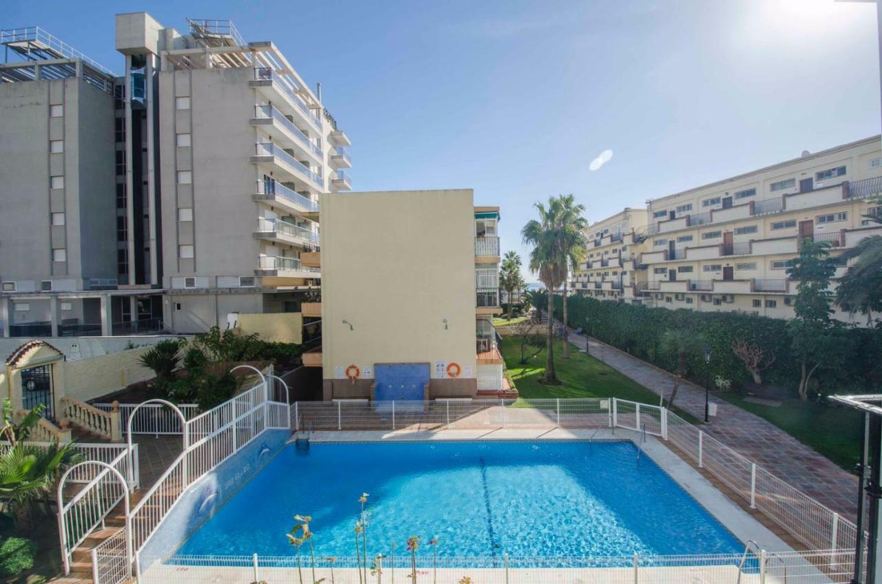 Apartamento Primera Linea De Playa Torremolinos Dış mekan fotoğraf