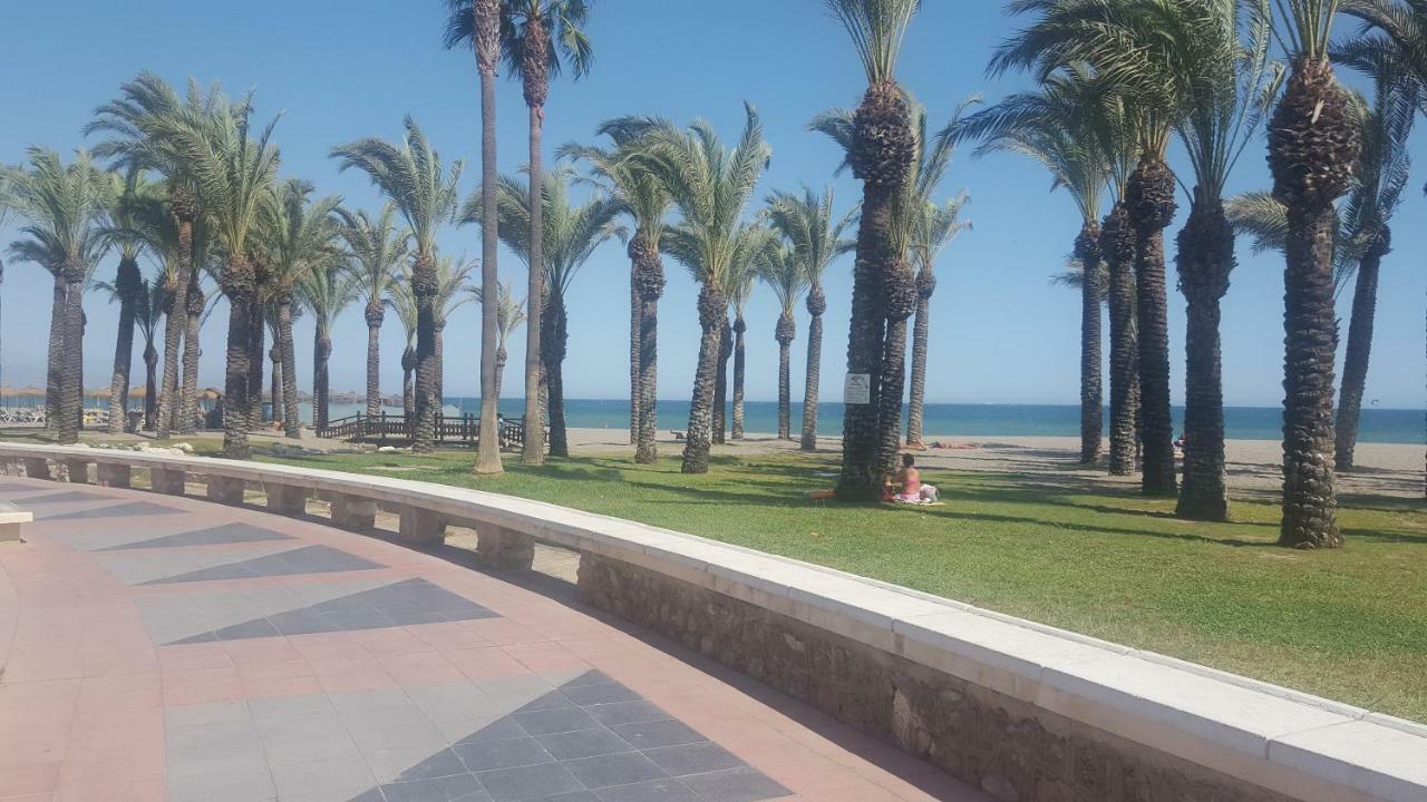 Apartamento Primera Linea De Playa Torremolinos Dış mekan fotoğraf